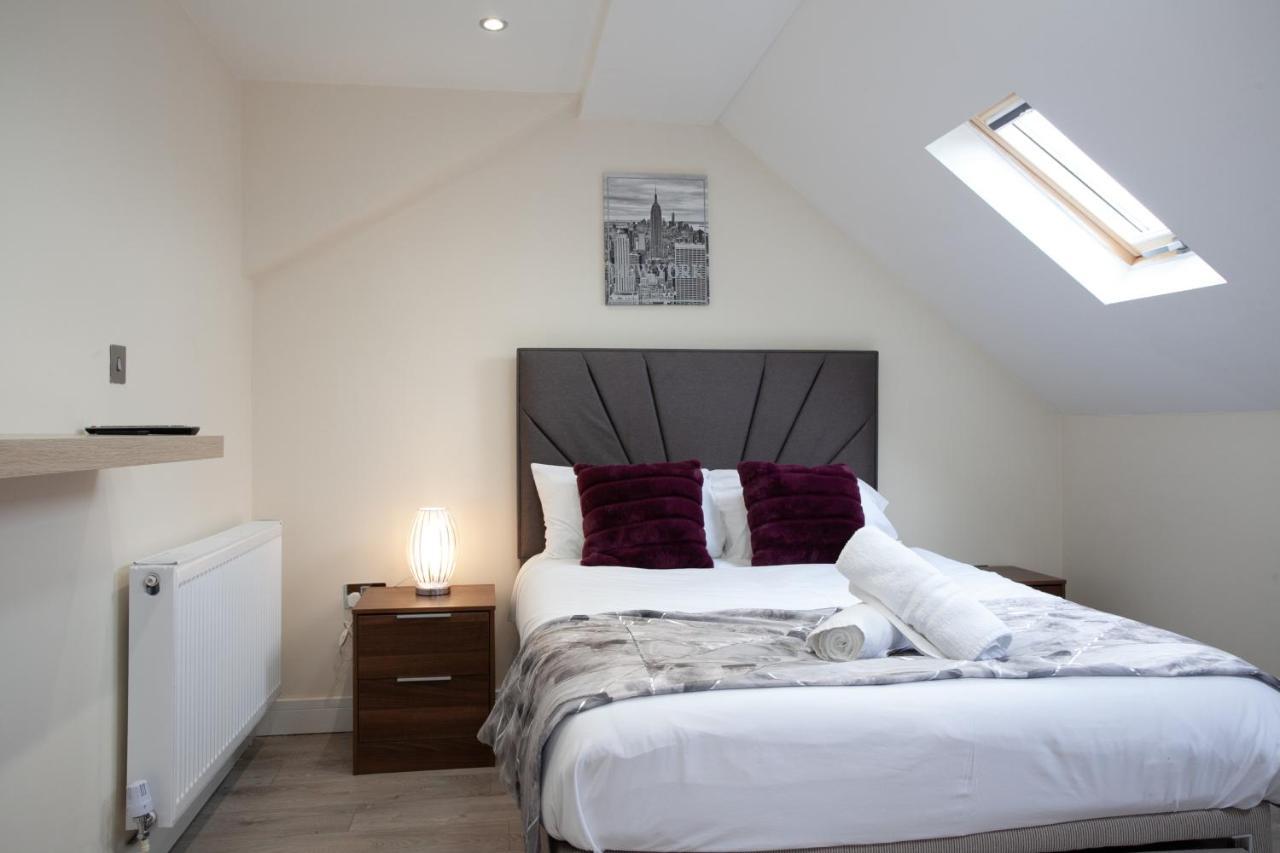 6 Bedroom House 10Min Drive From City Centre - Manchester, Manchester